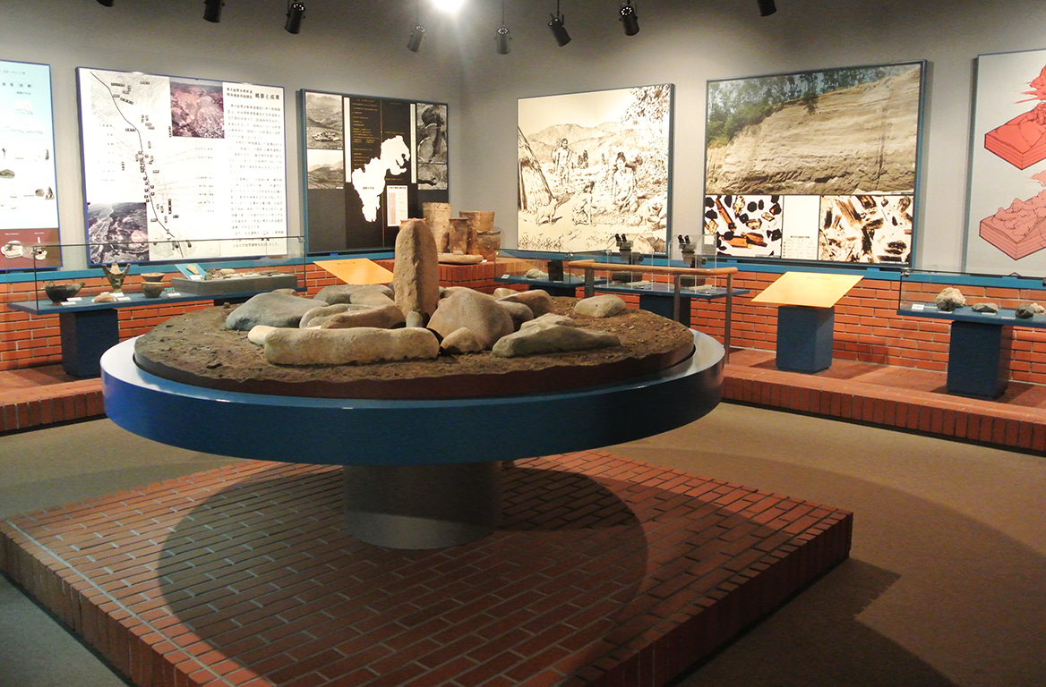 小坂町立総合博物館「郷土館」